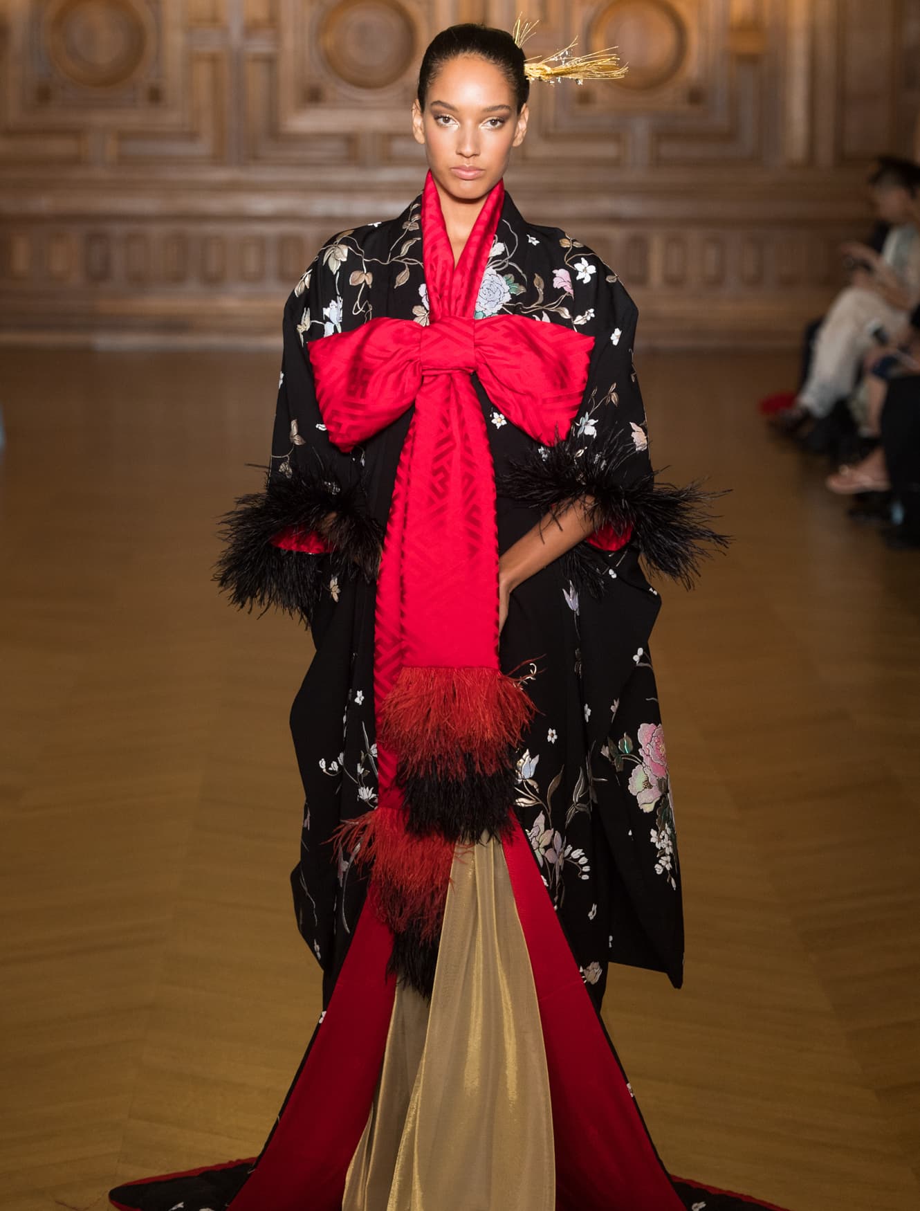 17AW02